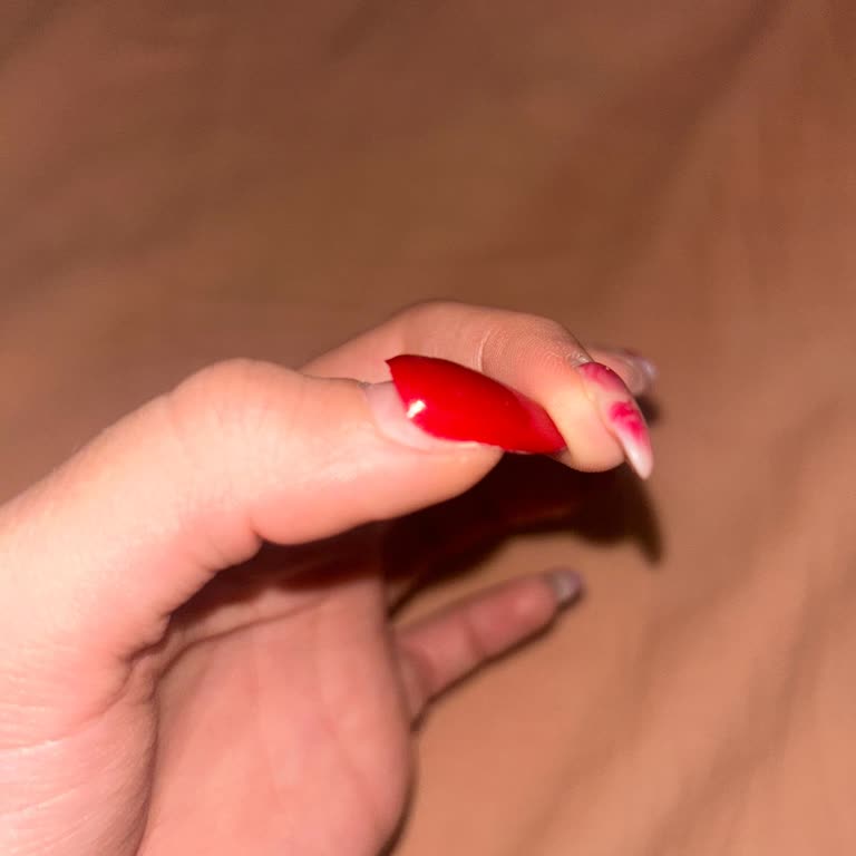 Honey Nail Protez Tırnakta Hızla Ayrılma Ve Riskler