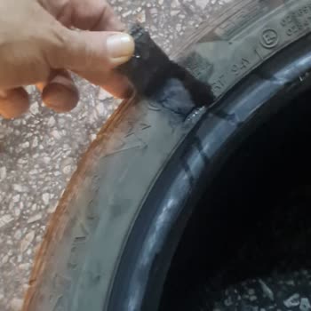 Köprü Altındaki Çukur Tehlike Saçıyor