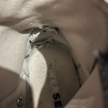 Converse Ayakkabının Erken Yıpranması
