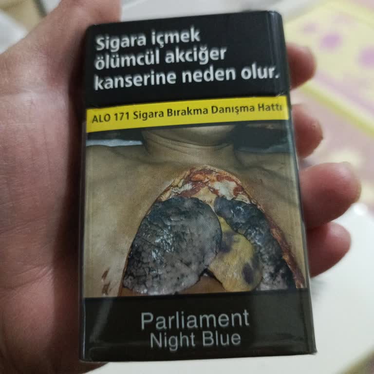 Parliament Night Blue Tütün Kalitesi Hayal Kırıklığı