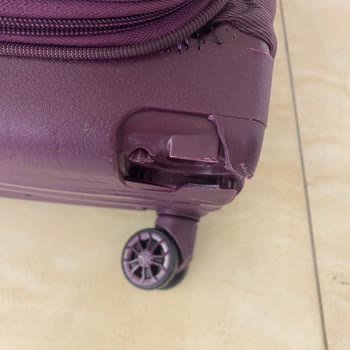 Pegasus Uçuşunda Valiz Hasarı Ve Personel İlgisizliği