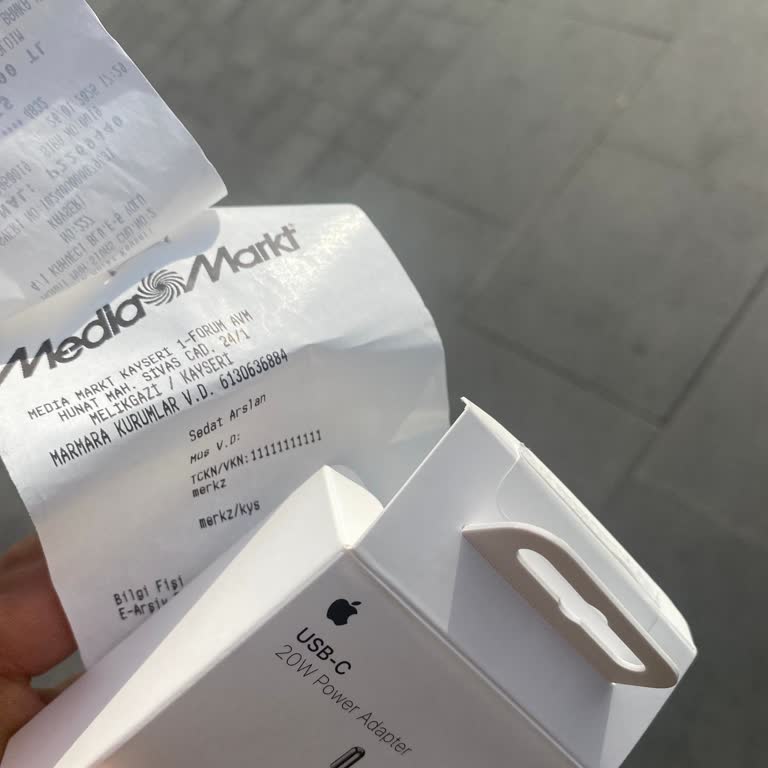 Hızlı Bozulan Şarj Aleti Ve İlgisiz Müşteri Hizmetleri