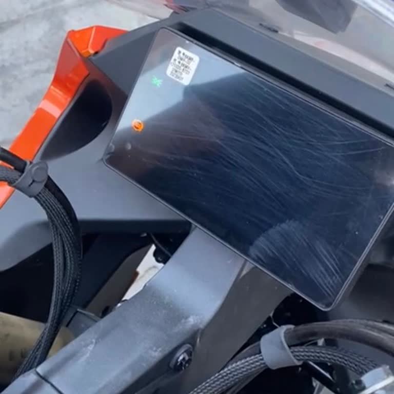 Motosiklet Gösterge Sorunu Ve Yetersiz Servis Hizmeti