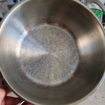 Schafer Tencere Setinde Renklenme Ve Deformasyon Sorunu