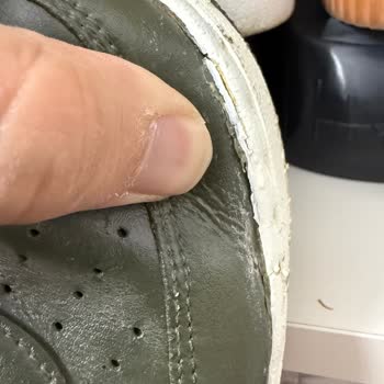 Online Lostra'da Hayal Kırıklığı: Kötü İşçilik Ve Geciken Teslimat