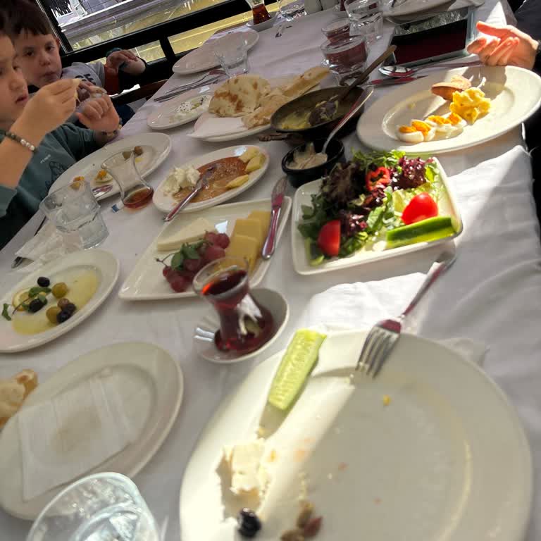 Eksik Kahvaltı Ve İlgisizlik