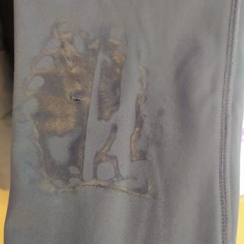 İlk Giymede Yırtılan Tayt Şoku