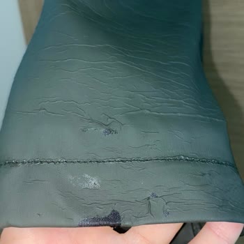 Zara'dan Aldığım Yağmurluk Kalitesiz Çıktı