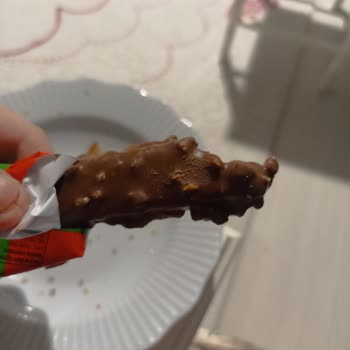 Ülker Antep Fıstıklı Çikolata Deneyiminde Hayal Kırıklığı