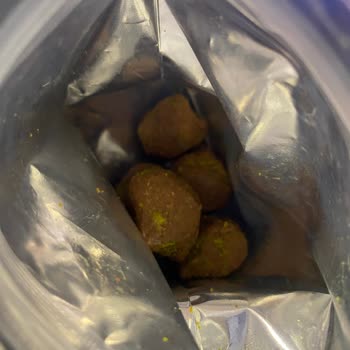 Tarihi Geçmiş Hurma Topları Ve Yanıltıcı Ambalaj Sorunu