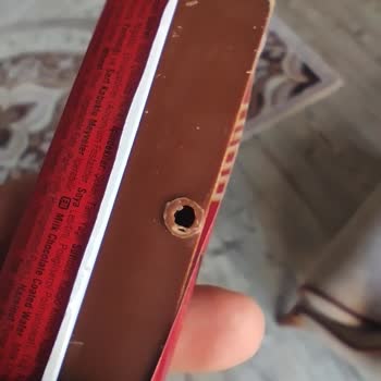 Ülker Dido Çikolatasında Şüpheli Delik