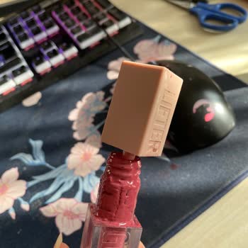 Maybelline Lifter Gloss Paketleme Sorunu