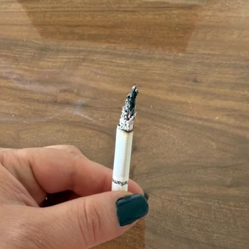 Parliament Night Blue: Boşluklu Paketler Ve Odun Parçaları