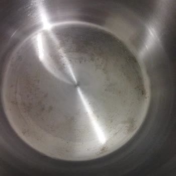 Berlin Marka Tencere Kullanımında Kararma Ve Pas Sorunu