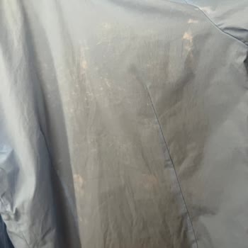 Koton'dan Aldığım Gömlek Yıkama Sonrası Renk Attı