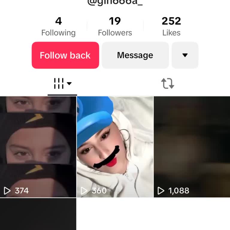 Rahatsız Edici Aşk Temalı Fotoğraflar Yüzünden Şikayet