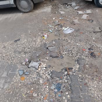 Eyyubiye'de Köstebek Yuvasına Dönmüş Sokaklar