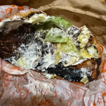 Soğuk Burgerler Ve Eksik Malzemelerle Hayal Kırıklığı