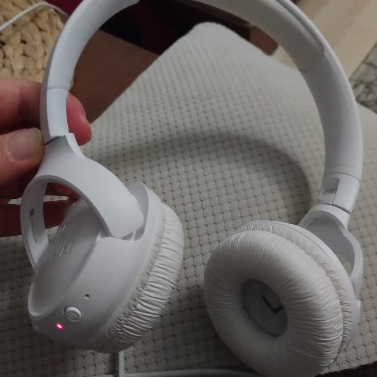 JBL570 Kulaklığın Şarj Ömrü Ve Performans Sorunu