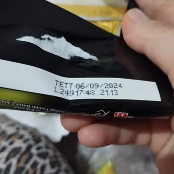 Tarihi Geçmiş Çikolata Teslimatı