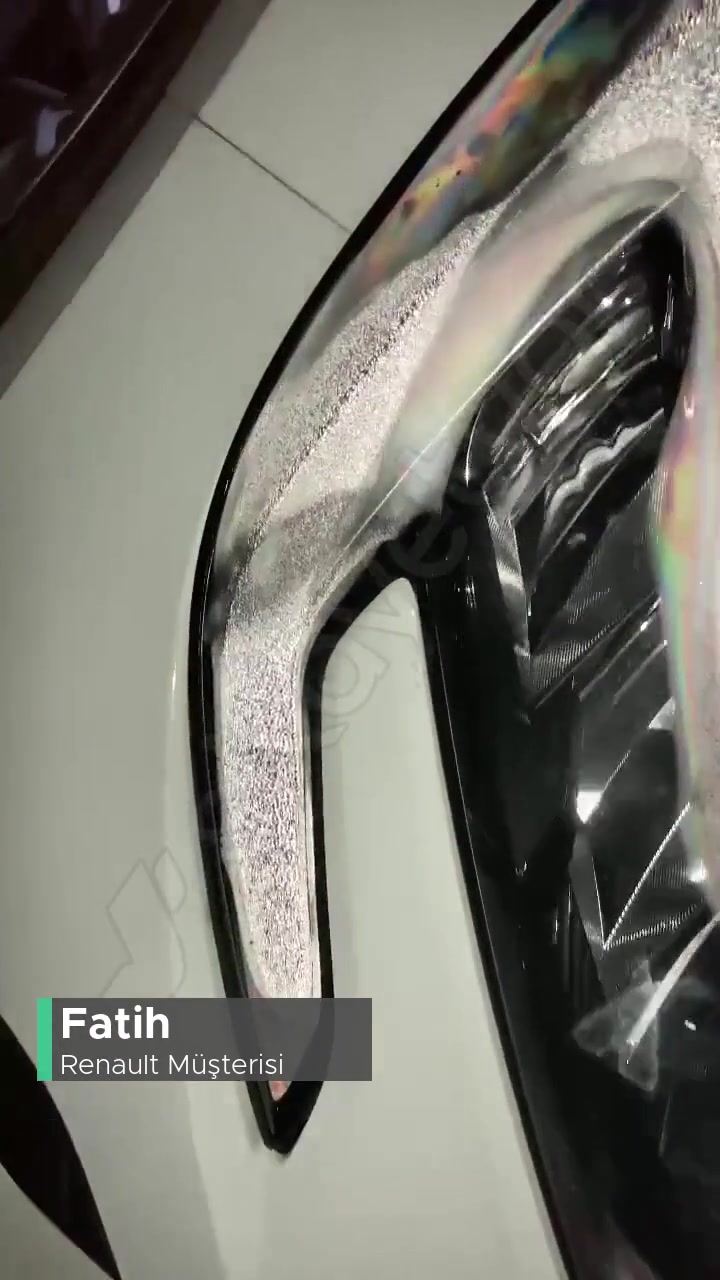 Renault Clio 5 Far Buğulanması videonun kapak resmi