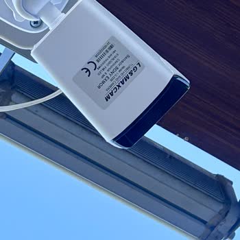 Lemax Güvenlik Gece Renkli Kamera Beklerken Siyah Beyaz Geldi