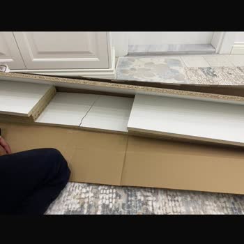 IKEA Billy Kitaplık: Eksik Ve Kırık Parçalarla 50 Günlük Mücadele