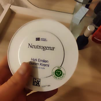 Neutrogena Krem Sonrası El Yanması Ve Döküntü