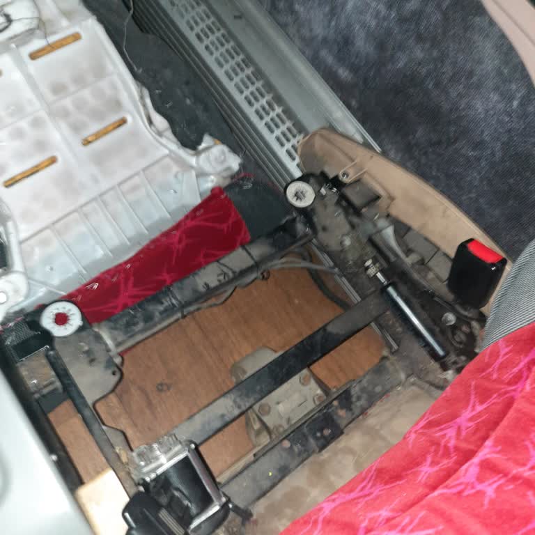 Kırık Koltuk Ve Kaba Muavinle Yolculuk Kabusu