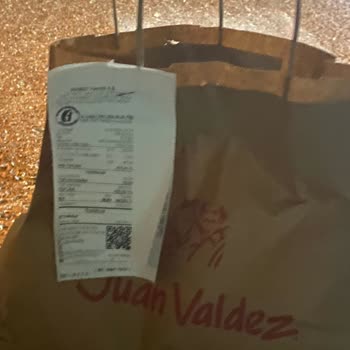 Sipariş İptali Sonrası Sokakta Bırakılan Ürünler