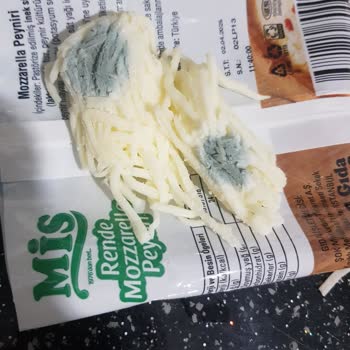 Küflü Mozzarella Peyniri Ve Güven Sorunu