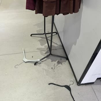 Zara Mağazasında Hijyen Sorunu: Alışveriş Deneyimi Tehlikede