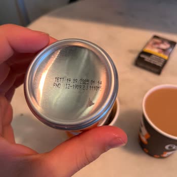 Kahvemdeki Gizemli Parçalar: Tekrarlayan Sorun