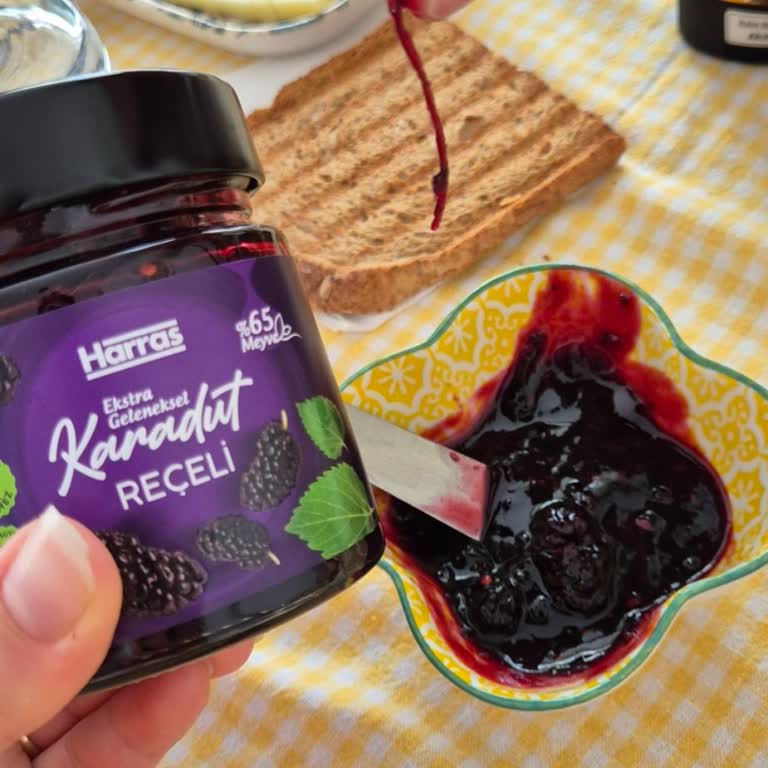 Harras Karadut Reçelinde Şok Edici Yabancı Madde!