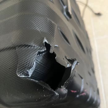 Metro Turizm Bagaj Hasarı Ve Çalışan İlgisizliği