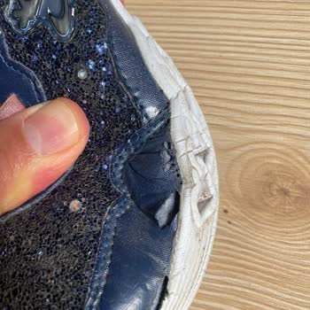 Skechers Çocuk Ayakkabısında Hayal Kırıklığı: Kalitesiz Ürün Ve İlgisiz Hizmet