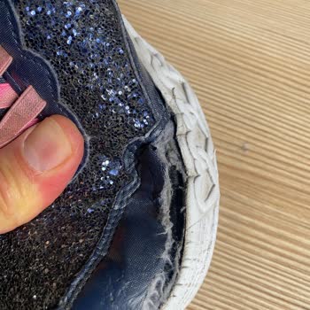 Skechers Çocuk Ayakkabısında Hayal Kırıklığı: Kalitesiz Ürün Ve İlgisiz Hizmet