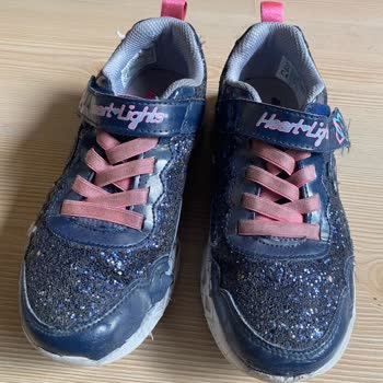 Skechers Çocuk Ayakkabısında Hayal Kırıklığı: Kalitesiz Ürün Ve İlgisiz Hizmet