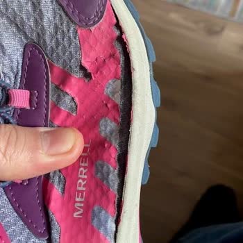 Merrell Ayakkabının Tabanları 40 Gün İçinde Açıldı