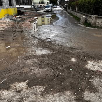 Amasya'da Çamur Ve Çukur Sorunu