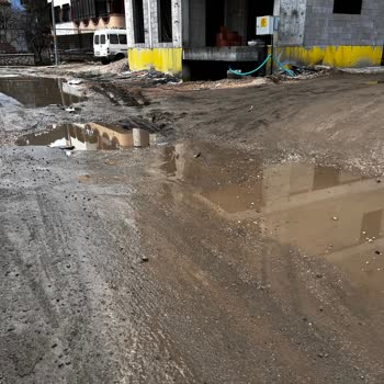 Amasya'da Çamur Ve Çukur Sorunu