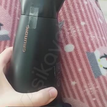 Eriyen Başlık Grundig Marka Saç Kurutma Makinesi