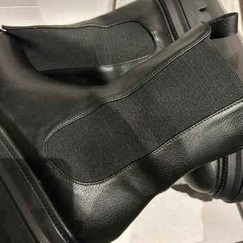 Kalitesiz Ürün Ve İlgisiz Müşteri Hizmetleri