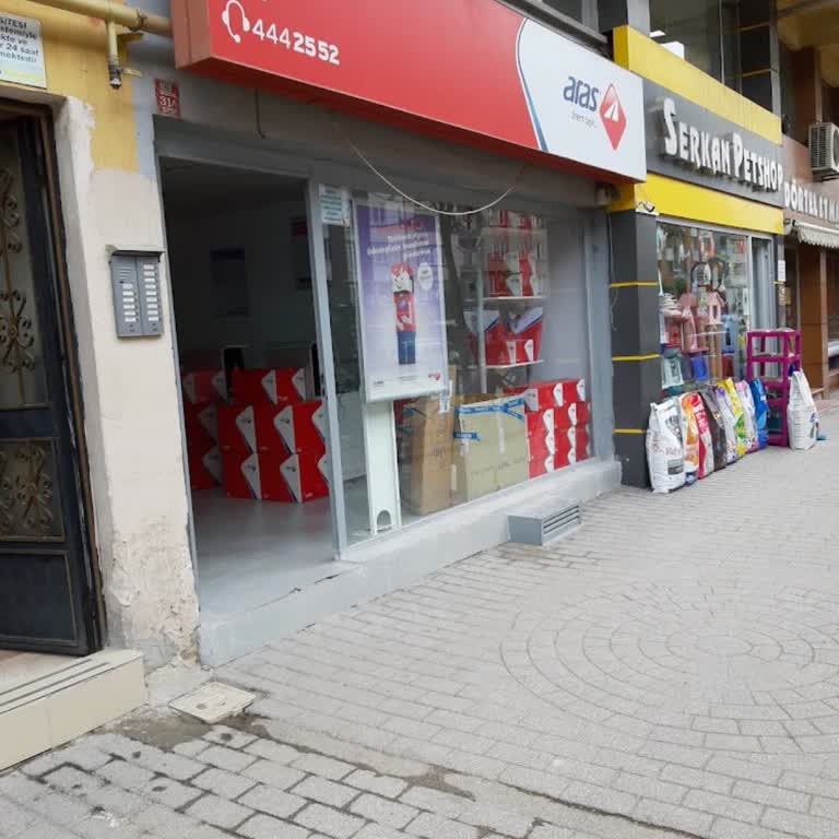 Aras Kargo Eti Şubesi'nde Müşteri Memnuniyetsizliği