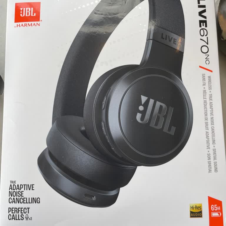 Kulaklık Denemesi Ve Değişim Sorunu