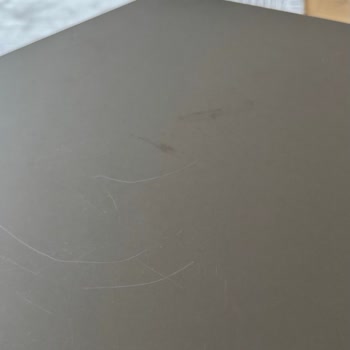 İstikbal Zigon Sehpalarının Kalitesiz Yüzeyi