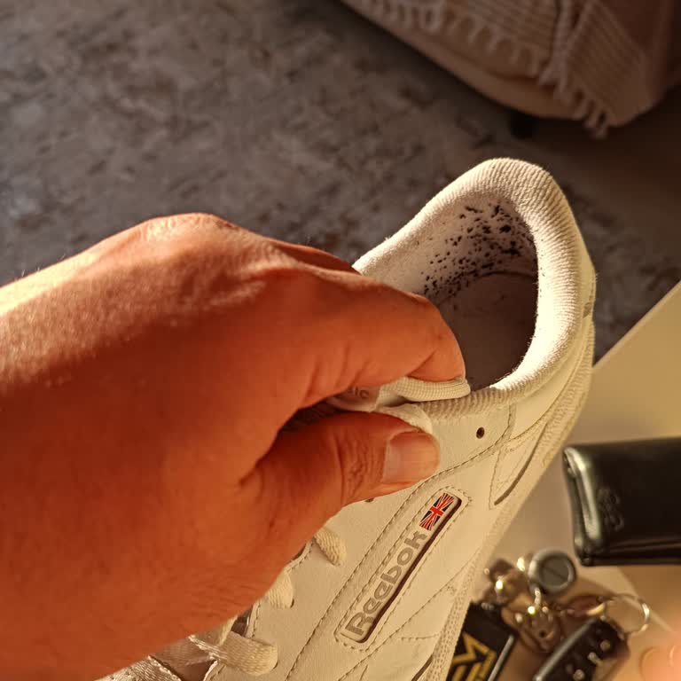 Reebok Ayakkabının Kalitesi Hayal Kırıklığı Yarattı