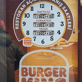 Gece Yarısı Burger King Şubesinde Yaşanan Sorun