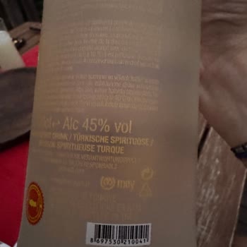 Yeni Açılan Rakının Renk Değişimi Şaşkınlığı