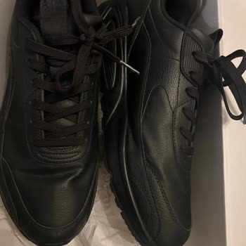 Armani Ayakkabıda Aynı Noktada Yırtılma Ve Çatlama Sorunu